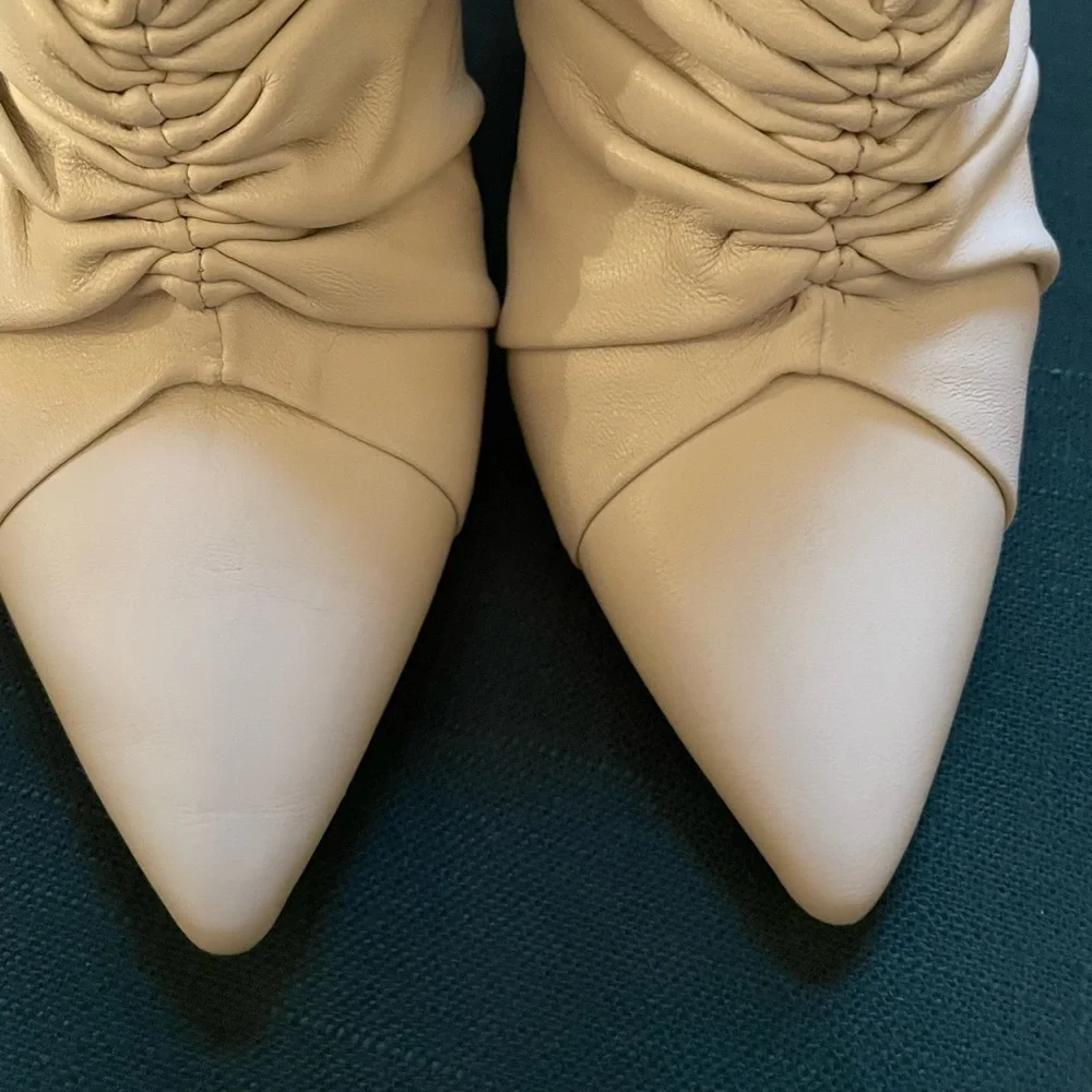 Isabel Marant Ruched Leather Lasteen Ankle Boots. Preloved 🤍 - Picture 4 of 11
